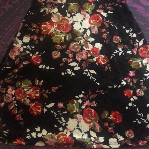 Urban outfitters flowered velvet dress - Picture 5 of 5